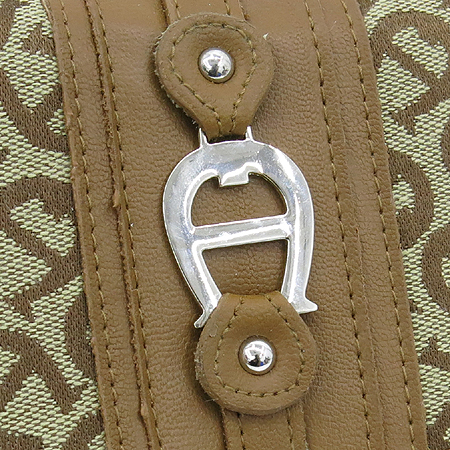 Aigner(���̱׳�) ���� �ΰ� �ڰ��� ���� Ʈ���� ������ �̹���3 - ���̺��� �߰���ǰ