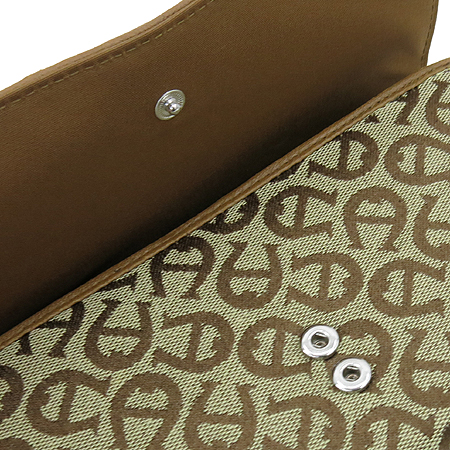 Aigner(���̱׳�) ���� �ΰ� �ڰ��� ���� Ʈ���� ������ �̹���7 - ���̺��� �߰���ǰ