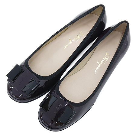 Ferragamo(��󰡸�) VARINA (�ٸ���) ���� ���̴�Ʈ ���� �÷� ���� �̹���6 - ���̺��� �߰���ǰ