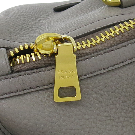 Prada(�����) BL0805 ��� ��Ż �ΰ� ������ VIT.DAINO(�۾�������) 2WAY �̹���6 - ���̺��� �߰���ǰ