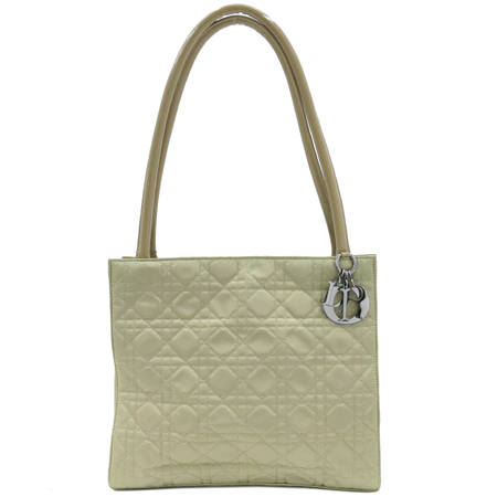 ���  �����