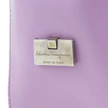 Ferragamo(��󰡸�) AU21 1237 ������ ���� ���� ���� ���� ��Ʈ�� ����� �̹���4 - ���̺��� �߰���ǰ