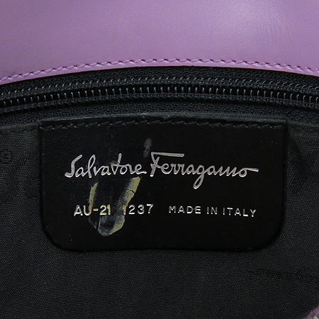 Ferragamo(��󰡸�) AU21 1237 ������ ���� ���� ���� ���� ��Ʈ�� ����� �̹���6 - ���̺��� �߰���ǰ