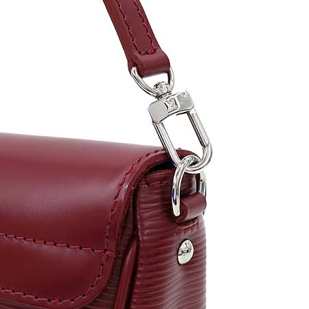 Louis Vuitton(���̺���) M5929M ���� ���� ���״� Ŭ��ġ ����� �̹���5 - ���̺��� �߰���ǰ