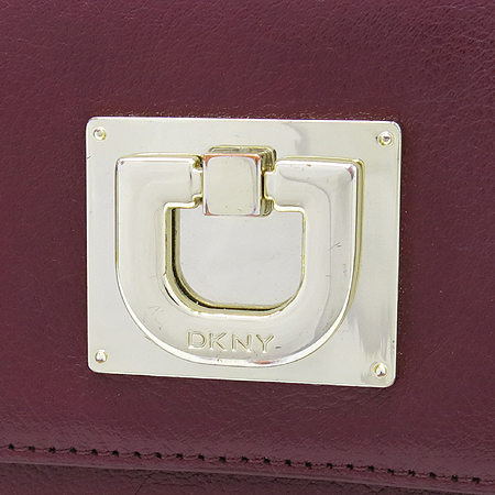 DKNY(����ī��) ���� �÷� ���� D��� ������ ������ �̹���2 - ���̺��� �߰���ǰ