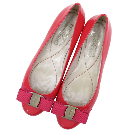 Ferragamo(��󰡸�) VARINA(�ٸ���) �ǹ� ��Ż �ΰ� ���̴�Ʈ ���� �÷� ���� �̹���6 - ���̺��� �߰���ǰ