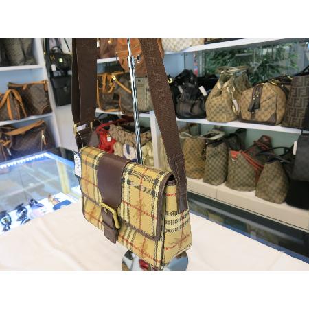 Burberry(������) Ŭ����üũPVC����� ȥ��ũ�ν��� �̹���2 - ���̺��� �߰���ǰ