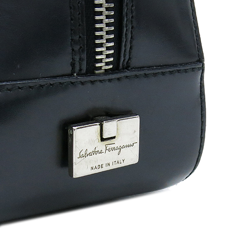 Ferragamo(��󰡸�) 21 1234 ���� ���� ��ġ�� ��� ����� �̹���4 - ���̺��� �߰���ǰ