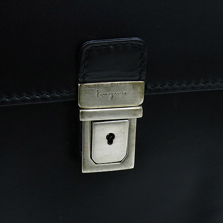 Ferragamo(��󰡸�) 24 7506 ���� ���� ������ ������ ���� ���� ��Ʈ�� + ��� ��Ʈ�� �̹���4 - ���̺��� �߰���ǰ