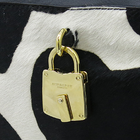 Burberry(������) 3899507 ��ġ ���� ȥ�� �ڹ��� ��� ��� �� ũ�ν��� �̹���4 - ���̺��� �߰���ǰ