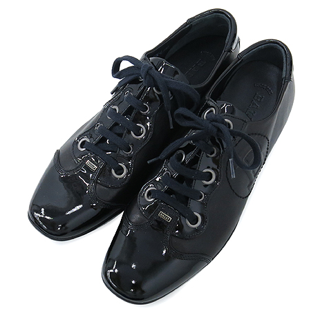 Bally(�߸�) ���� ���� ���̴�Ʈ ȥ�� KAYAK ������ ����Ŀ�� �̹���6 - ���̺��� �߰���ǰ