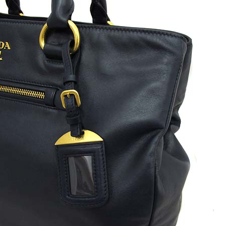 Prada(�����) BN2103 ����ΰ� SOFT CALF �۾��� ���� ��Ʈ�� + ��� ��Ʈ�� [��õ ������] �̹���4 - ���̺��� �߰���ǰ