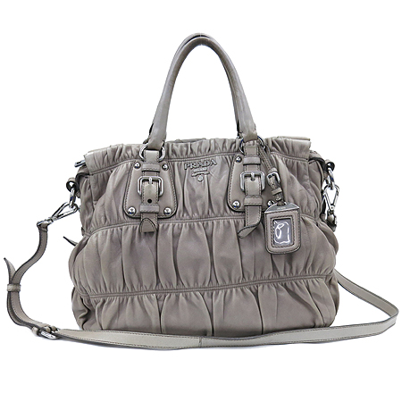 Prada(�����) BN1336 NAPPA GAUFRE ARGILLA ����Ų ������ ����ΰ� 2WAY �̹���2 - ���̺��� �߰���ǰ
