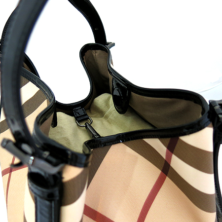 Burberry(������) �� ��� üũ PVC ����� [�ϻ����] �̹���4 - ���̺��� �߰���ǰ