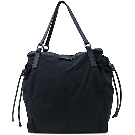 ������  �����