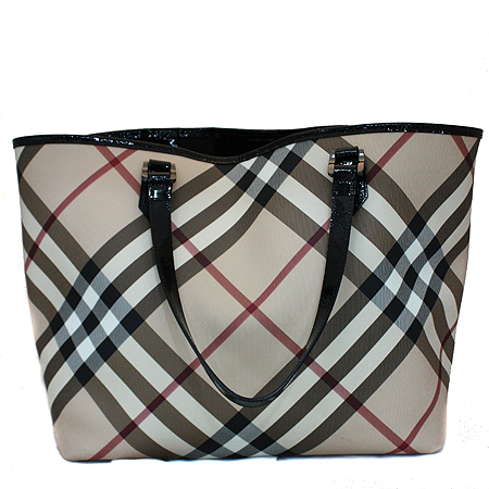 Burberry(������) 3489044 �� ���üũ PVC ��Ű(NICKIE) ���� ����� + ���� �Ŀ�ġ [��������] �̹���2 - ���̺��� �߰���ǰ