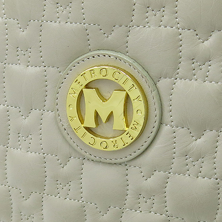 Metrocity(��Ʈ�ν�Ƽ) ���������� ����ΰ� ��Ʈ�� �̹���3 - ���̺��� �߰���ǰ