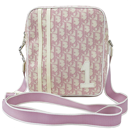 Dior(ũ����î���) �ΰ� ��ũ PVC ũ�ν��� �̹���2 - ���̺��� �߰���ǰ