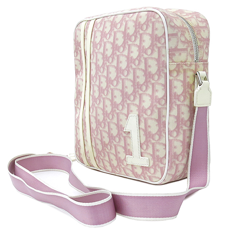 Dior(ũ����î���) �ΰ� ��ũ PVC ũ�ν��� �̹���3 - ���̺��� �߰���ǰ