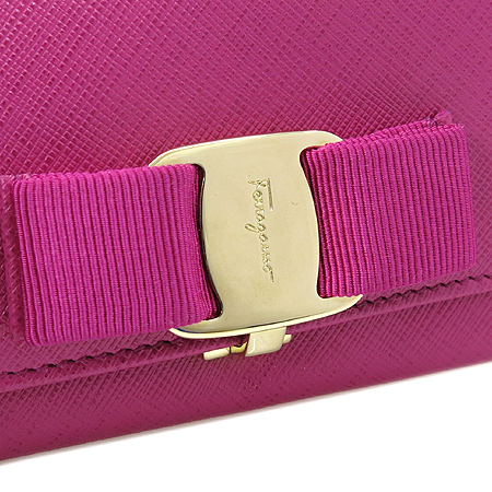 Ferragamo(��󰡸�) 22 B559 �ٶ� ��� ������ �̹���2 - ���̺��� �߰���ǰ