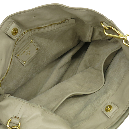 Prada(�����) BN1713 SOFTCALF ������ ���� ����ΰ� 2WAY �̹���6 - ���̺��� �߰���ǰ