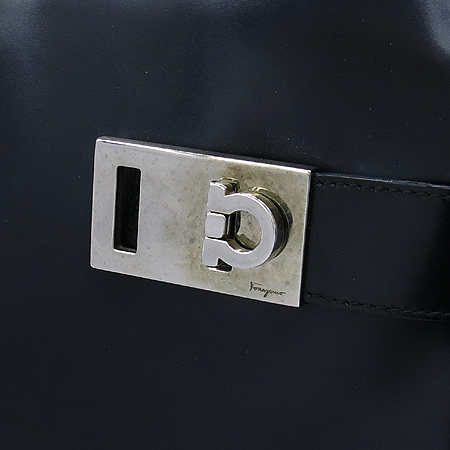 Ferragamo(��󰡸�) 21 0166 ���� ��ġ�� ��� ���� ���� ��Ʈ�� �̹���3 - ���̺��� �߰���ǰ