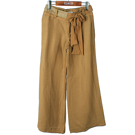 ������  ����