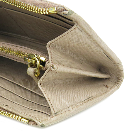 Prada(�����) 1M1183 SAFFIANO METAL CAMMEO ���ǾƳ� ��Ż ����Ʈ ��ũ ����ΰ� ¤�� ������ �̹���5 - ���̺��� �߰���ǰ