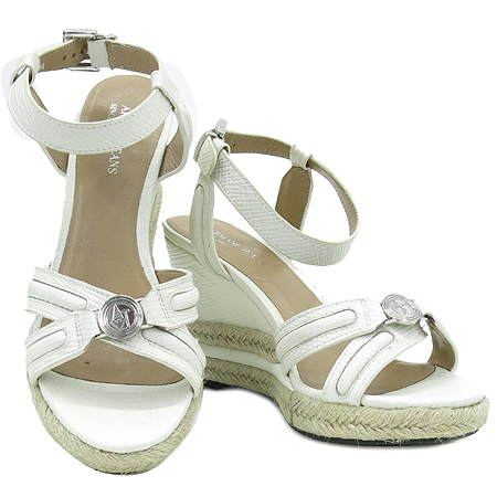 �Ƹ�����  ����