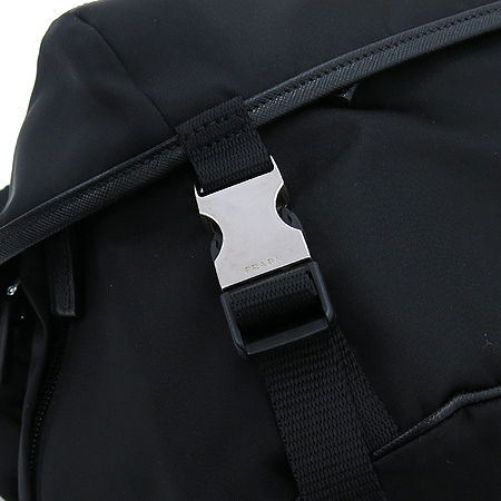 Prada(�����) VA0991 TESSUTO MONTAGN NERO ���� �к긯 �ﰢ�ΰ� ũ�ν��� �̹���5 - ���̺��� �߰���ǰ