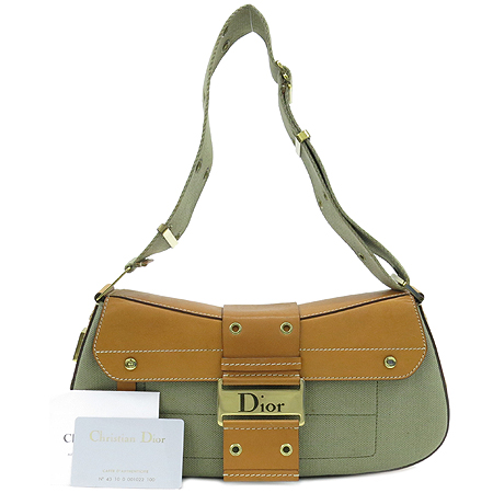 ���  �����