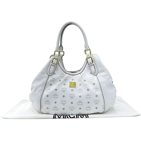 ������  �����