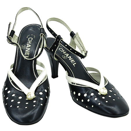 ����  ����