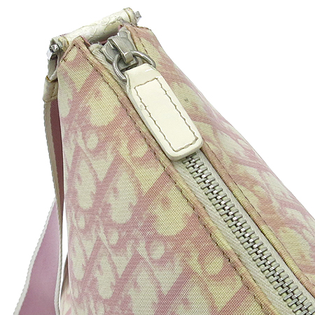 Dior(ũ����î���) �ΰ� PVC ��ũ ũ�ν��� [��������] �̹���4 - ���̺��� �߰���ǰ