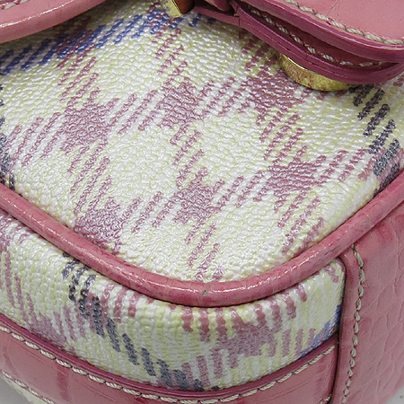 DAKS(�ڽ�) Ŭ���� PVC ũ��Ŀ���� ���� ���� ũ�ν��� + �����Ʈ�� [��������] �̹���4 - ���̺��� �߰���ǰ