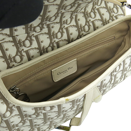 Dior(ũ����î���) �ΰ� �ö�� �ڼ� ���� ����� �̹���7 - ���̺��� �߰���ǰ