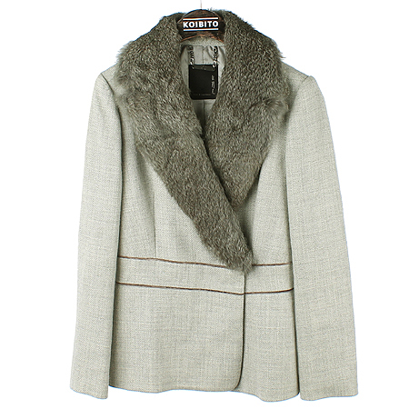 ��  ����