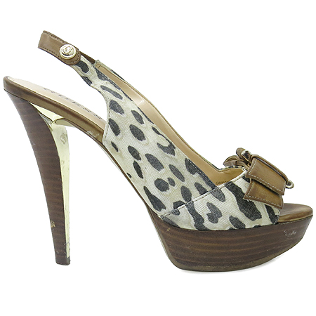 Guess(�Խ�) ������ ��Ʈ��� ������ ������ ���� �̹���3 - ���̺��� �߰���ǰ