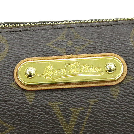 Louis Vuitton(���̺���) M95567 ���׷� ĵ���� ���� Ŭ��ġ 2WAY �̹���4 - ���̺��� �߰���ǰ