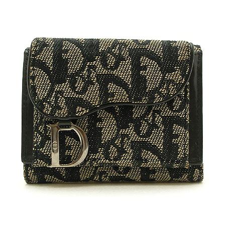 ���  ������