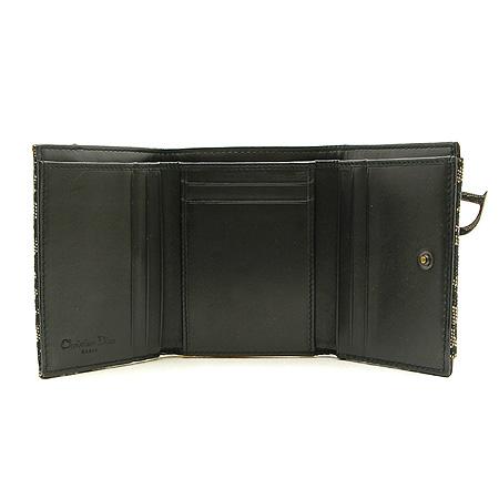 Dior(ũ����î���) D �ΰ� �ڰ��� ������ �̹���2 - ���̺��� �߰���ǰ