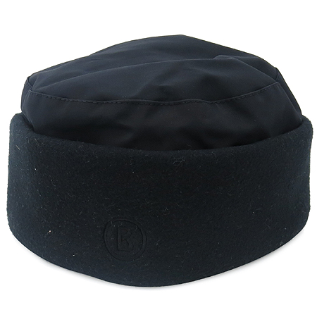 ���׳�  ����