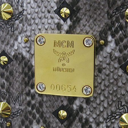 MCM(������) MWK3SVG04EG ARMOUR(�Ƹ�) �̵�� �׷��� ���̼� ���佺 ���� [�б�������] �̹���6 - ���̺��� �߰���ǰ