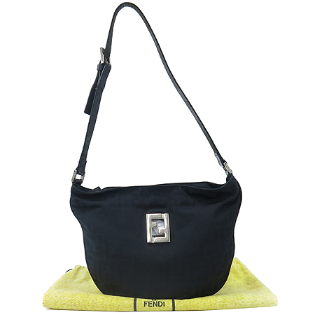 ���  �����