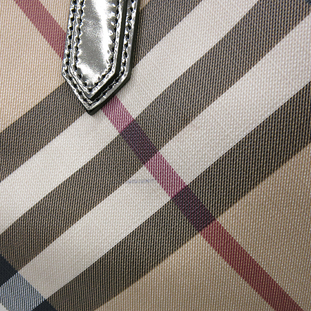 Burberry(������) �� ���üũ PVC ��Ű(NICKIE) ���� ����� + ���� �Ŀ�ġ �̹���5 - ���̺��� �߰���ǰ