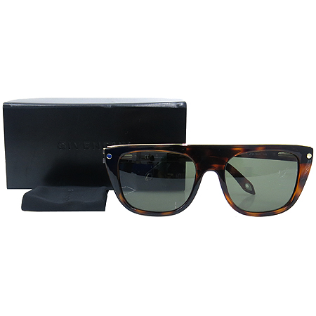 �����  ���۶�