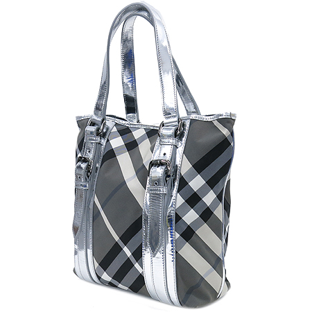 Burberry(������) �׷��� ��Ʈ üũ �ǹ� ��Ż�� ����� �̹���2 - ���̺��� �߰���ǰ