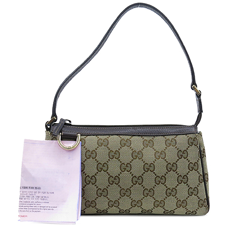 ����  �����