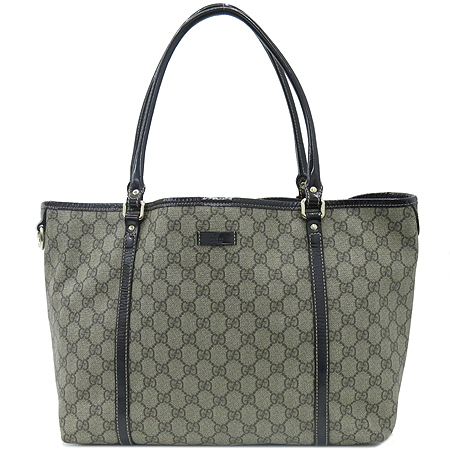 ����  �����