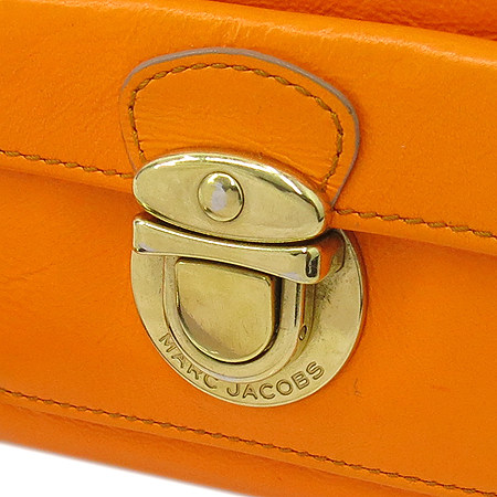 Marc_Jacobs(��ũ�����߽�) ������ ���� ����ġ�� ������ ������ �� Ŭ��ġ �̹���3 - ���̺��� �߰���ǰ